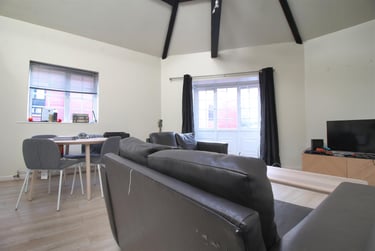 3 bed flat, Thornton Court, Newcastle Upon Tyne, Newcastle, NE14ES - Image 3